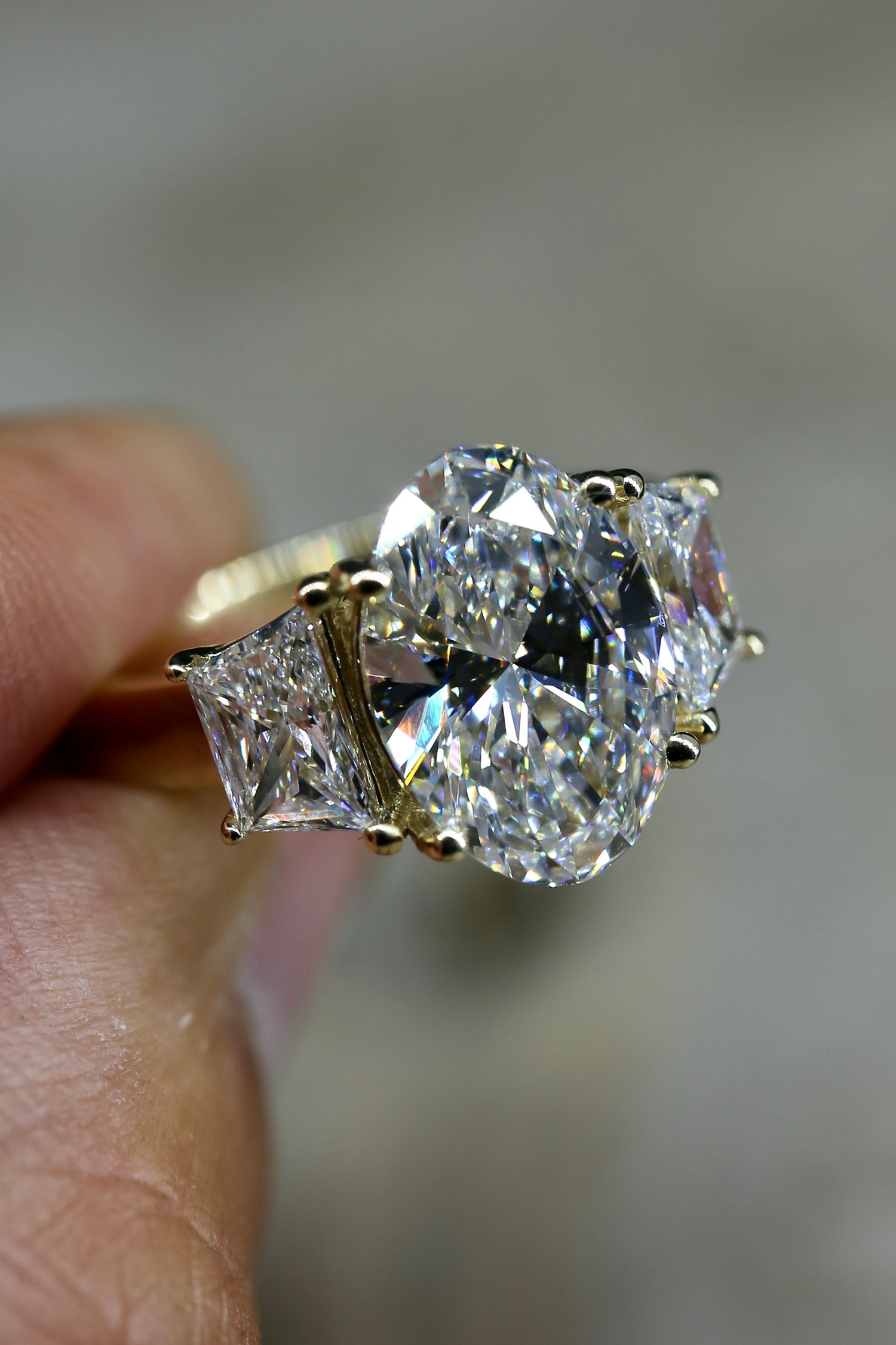8 carat Oval Trapezoid Lab grown Diamond Ring Yellow Gold
