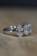 THE AMALIA 5.00 Carat Oval Diamond Ring