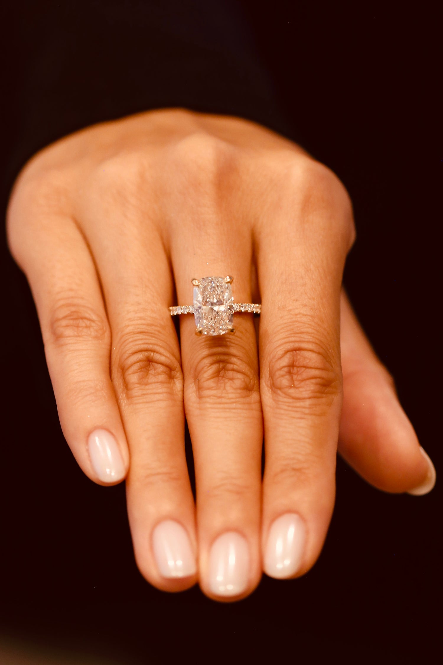 4.60 Carat cushion cut lab grown diamond 14k yellow gold