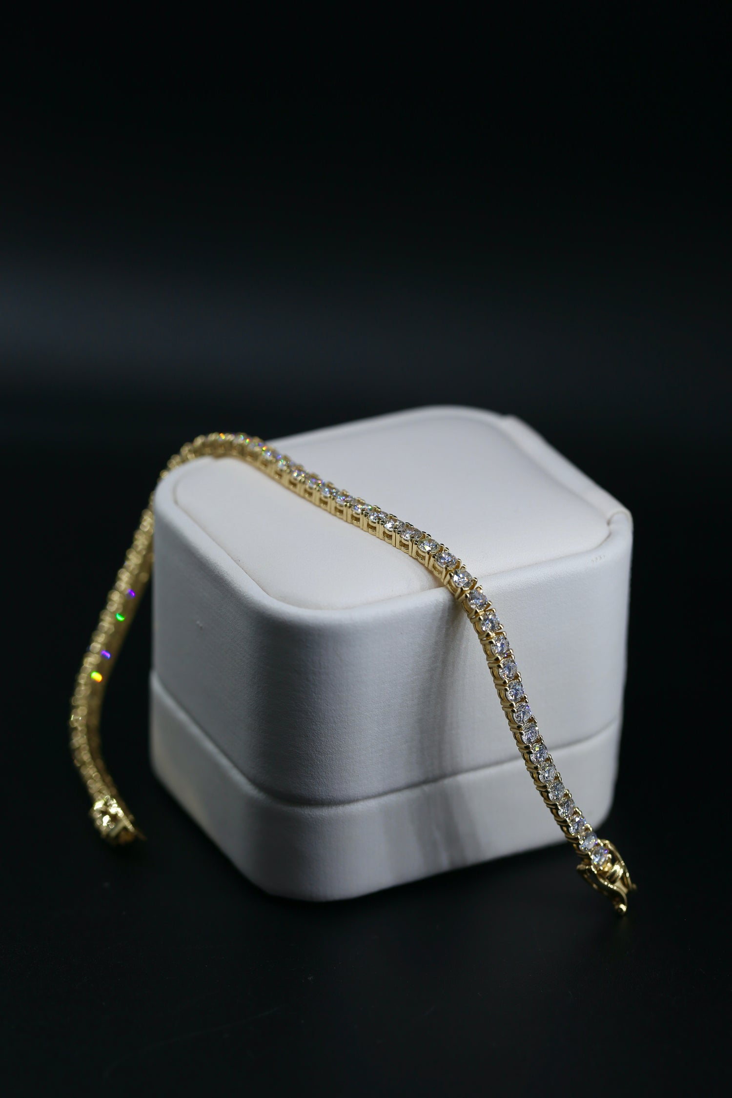 6.27 Carat Lab Grown Diamonds Tennis Bracelet Yellow Gold