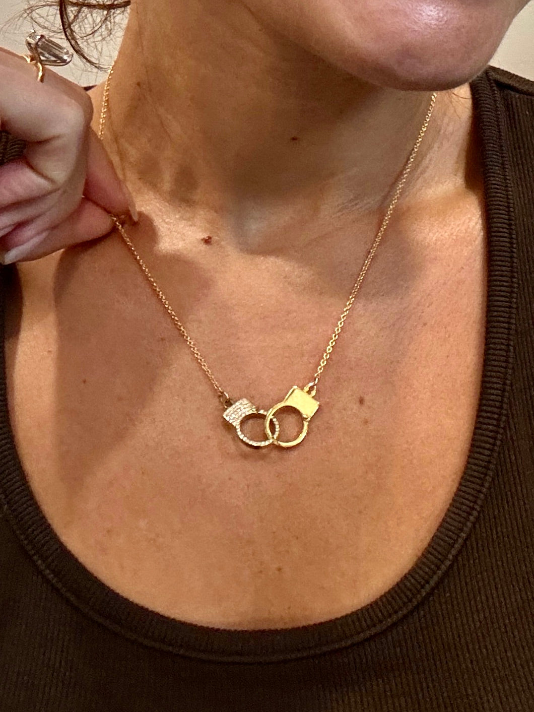 Charlotte – Smallest Handcuffs Diamond Necklace