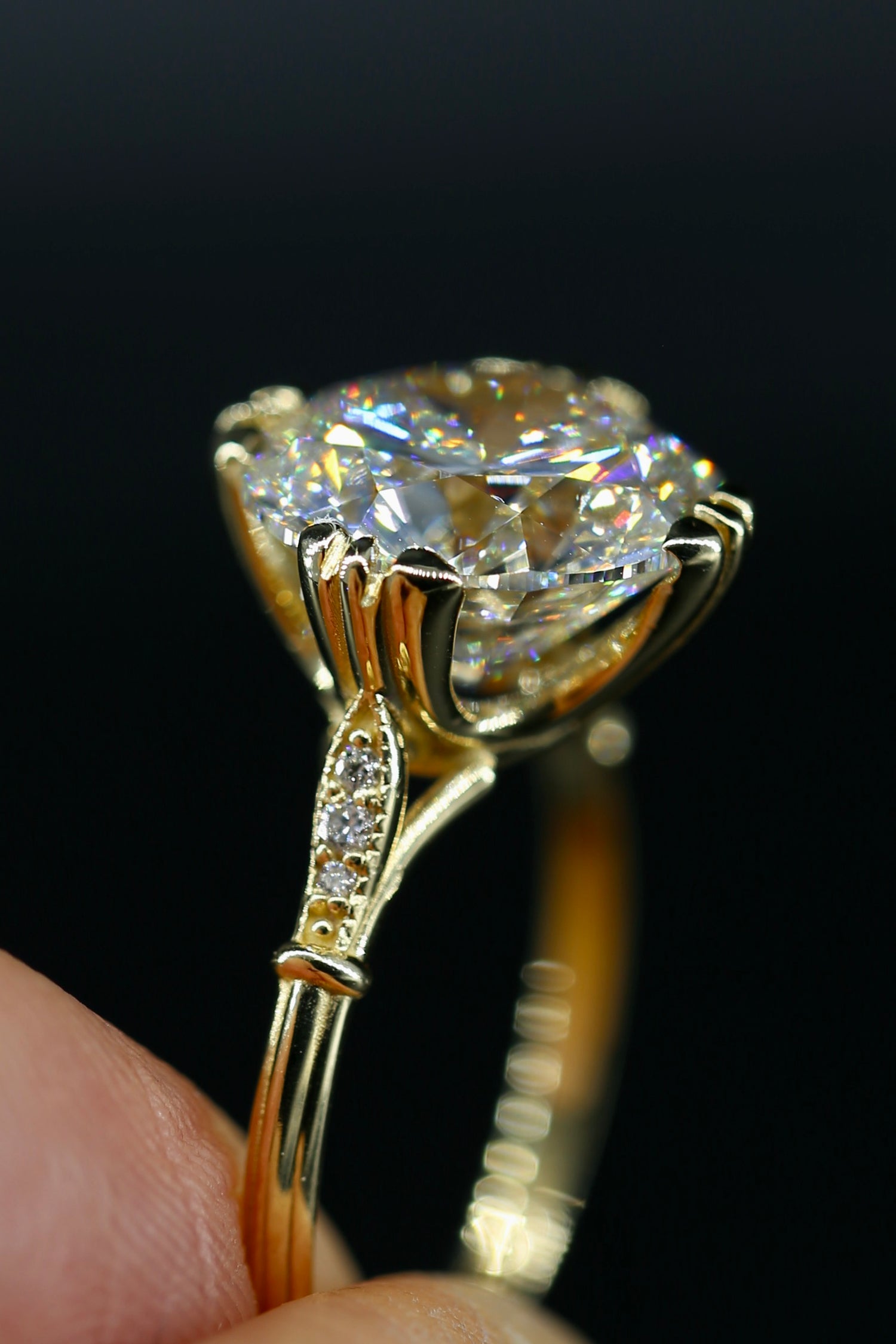 Edwardian Era 6.00 Carat Round Brilliant IGI Certified Lab Grown Diamond Ring