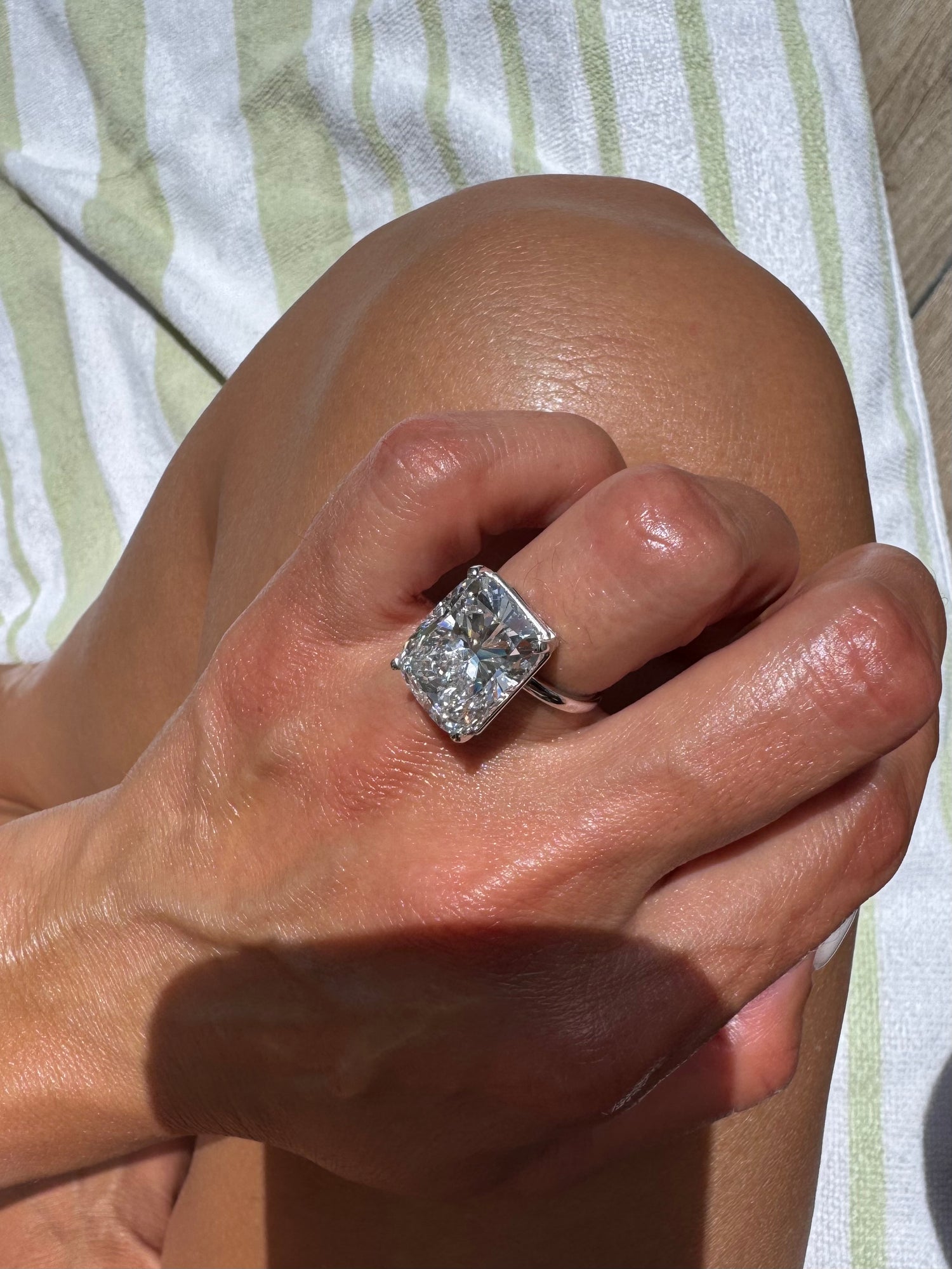 Jangmi™ 11 Carat Cushion Cut Lab-Grown Diamond Engagement Ring in 14K White Gold