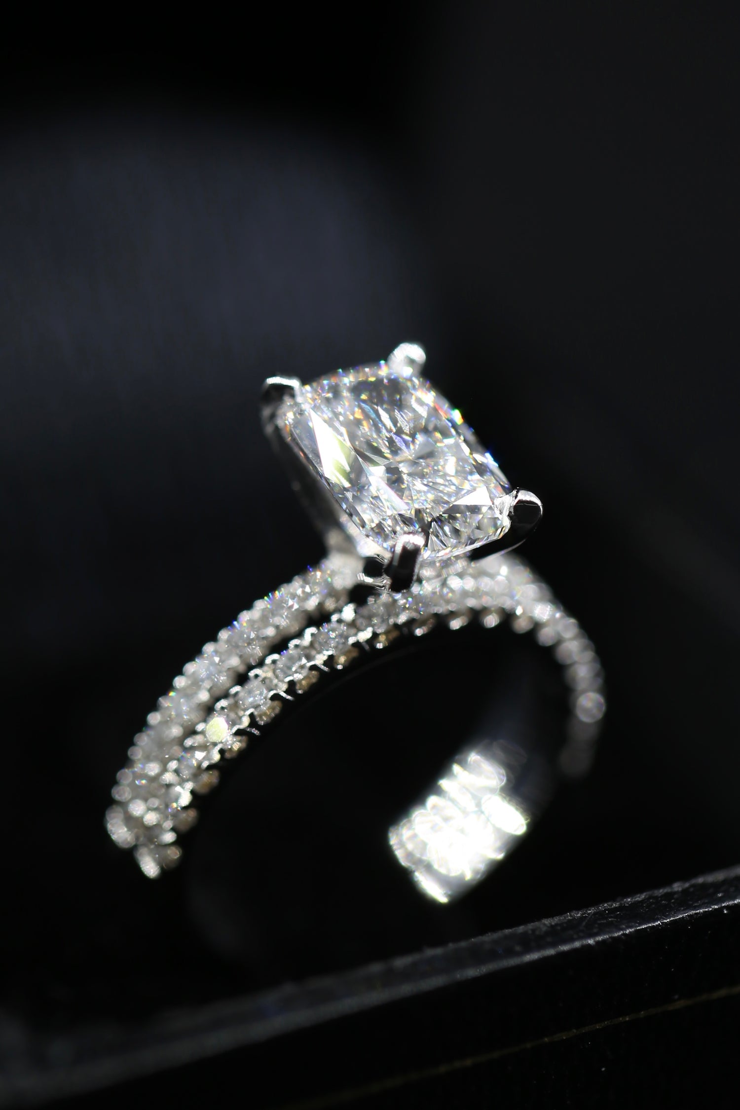 The Elara 2 Carat Elongated Cushion Cut Lab-Grown Diamond Bridal Set in 14K White Gold