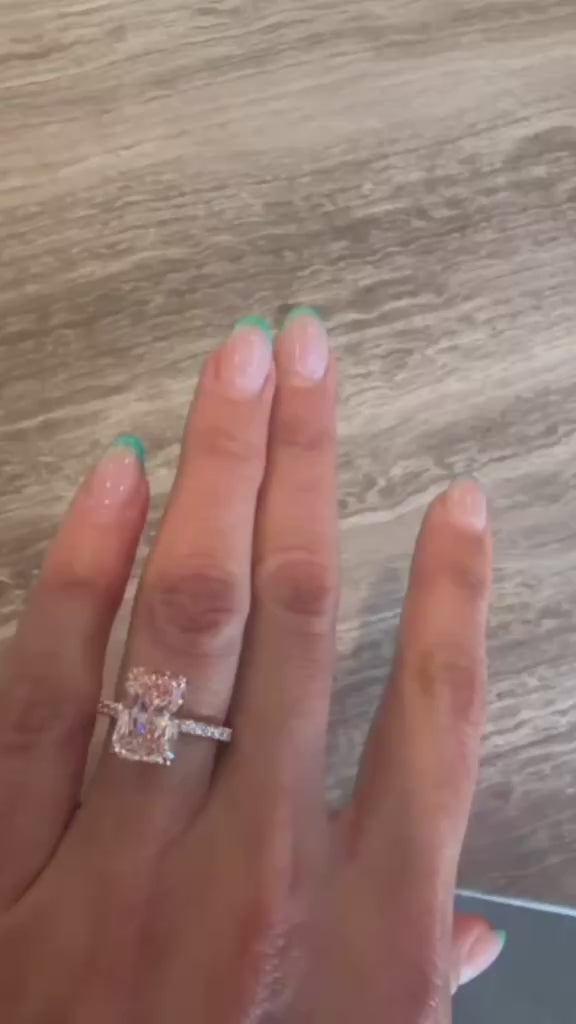 The Barbie Pink 3.66 Carat Fancy Vivid Pink Radiant Cut Lab Grown Diamond Ring in 14K Rose Gold