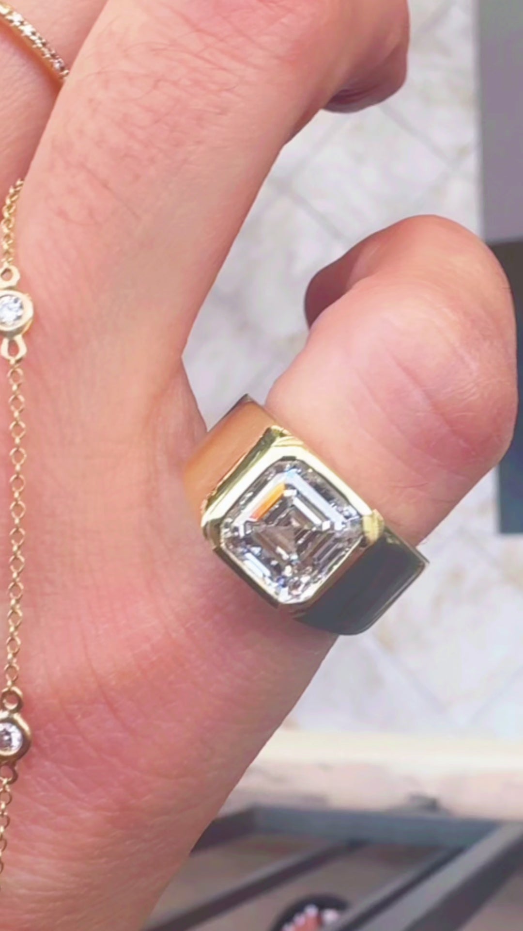 Pinky Asher Cut 3 carat lab grown diamond ring 18k yellow gold Certified
