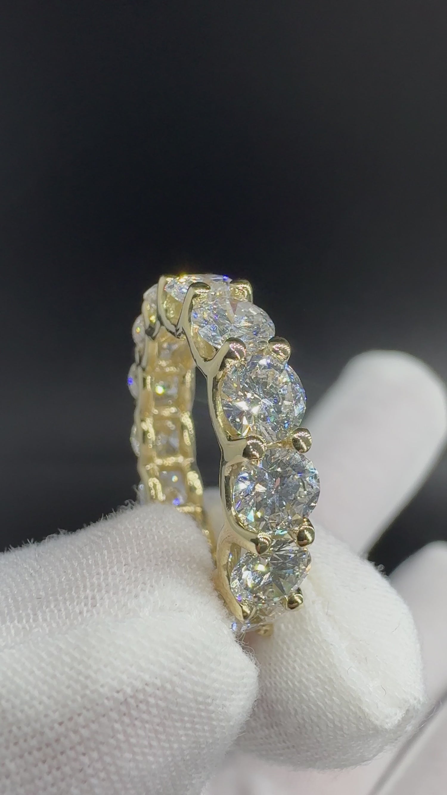 7 Carat lab grown diamonds U eternity Band Yellow Gold